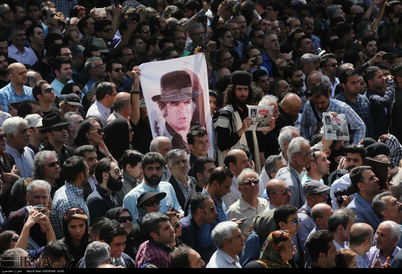 نیروی انتظامی: با «ناآرامی در مراسم تشییع ناصر ملک‌مطیعی» برخورد شد