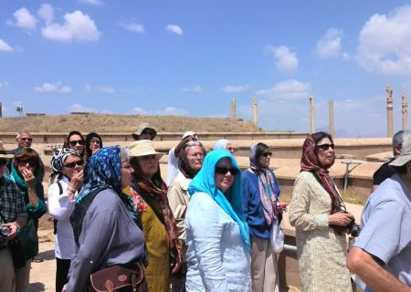 بازدید بیش از ۱۰ هزار گردشگر خارجی از آثار تاریخی فارس