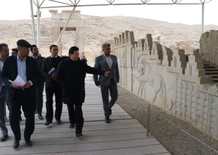 قائم‌مقام وزیر فرهنگ و گردشگری چین وارد شیراز شد