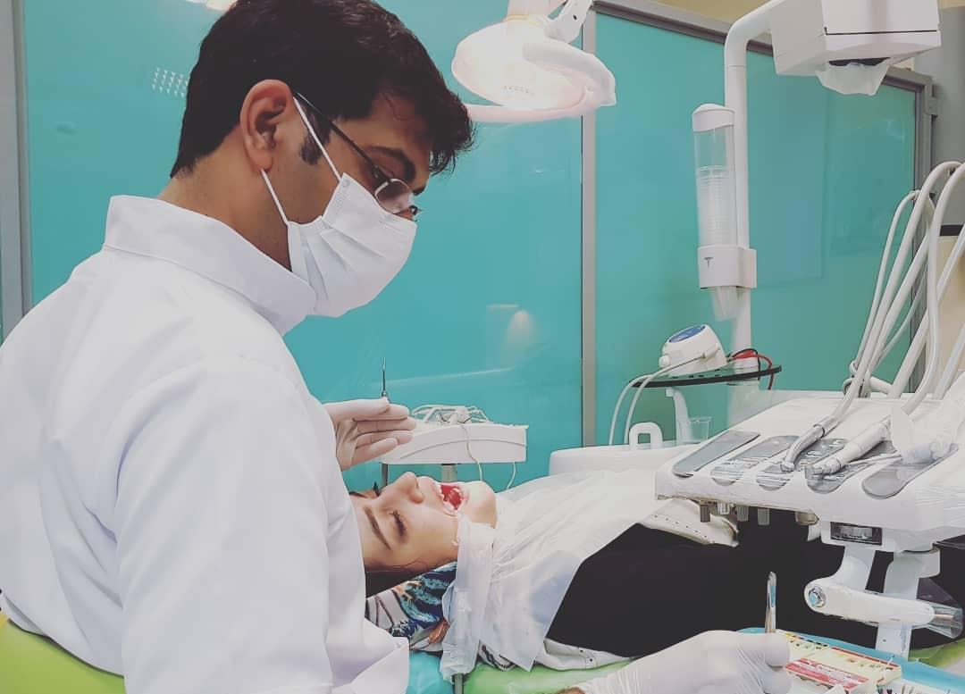 معرفی ۷ مرکز دندانپزشکی در شیراز که اجازه فعالیت دارند