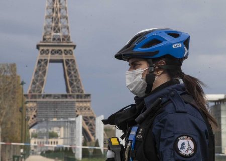 فرانسه مقررات منع تردد برای مقابله با کرونا را دو ماه تمدید کرد