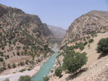 رفع تصرف حریم رودخانه تنگ‌سرخ شیراز