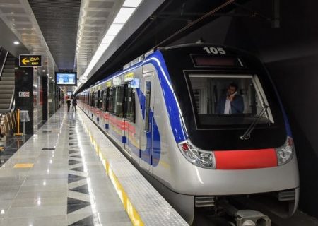 اینترنت رایگان در اختیار مسافران مترو و گردشگران در شیراز قرار می‌گیرد