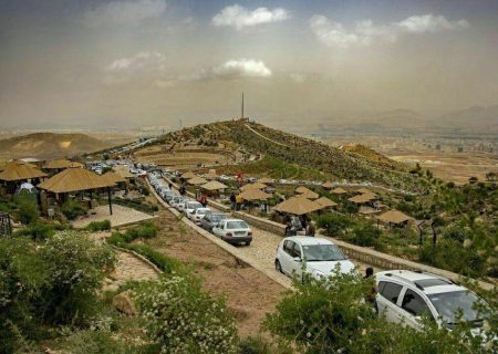 برگزاری عزاداری خودرویی در کوهستان دراک شیراز
